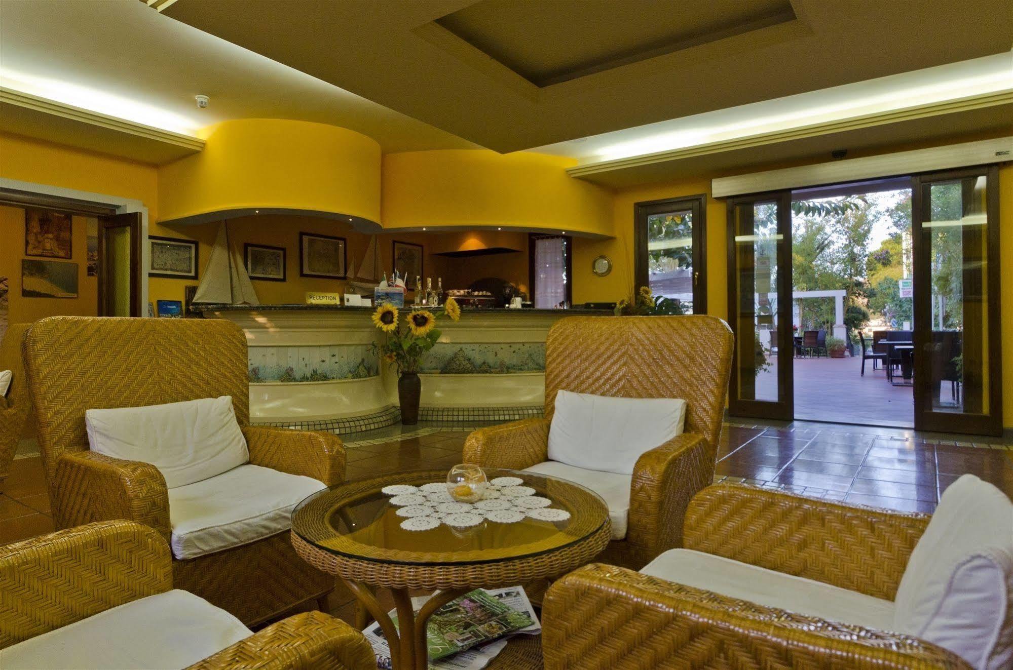 סנטה מריה נברזה Hotel Santa Maria מראה חיצוני תמונה